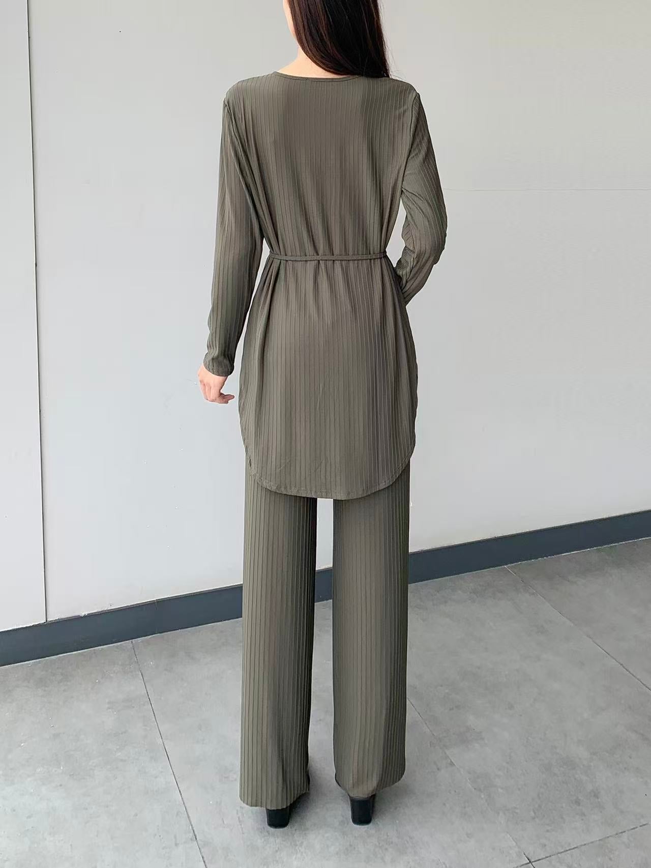Long Sleeve Set (L-1916B) (Top Only)