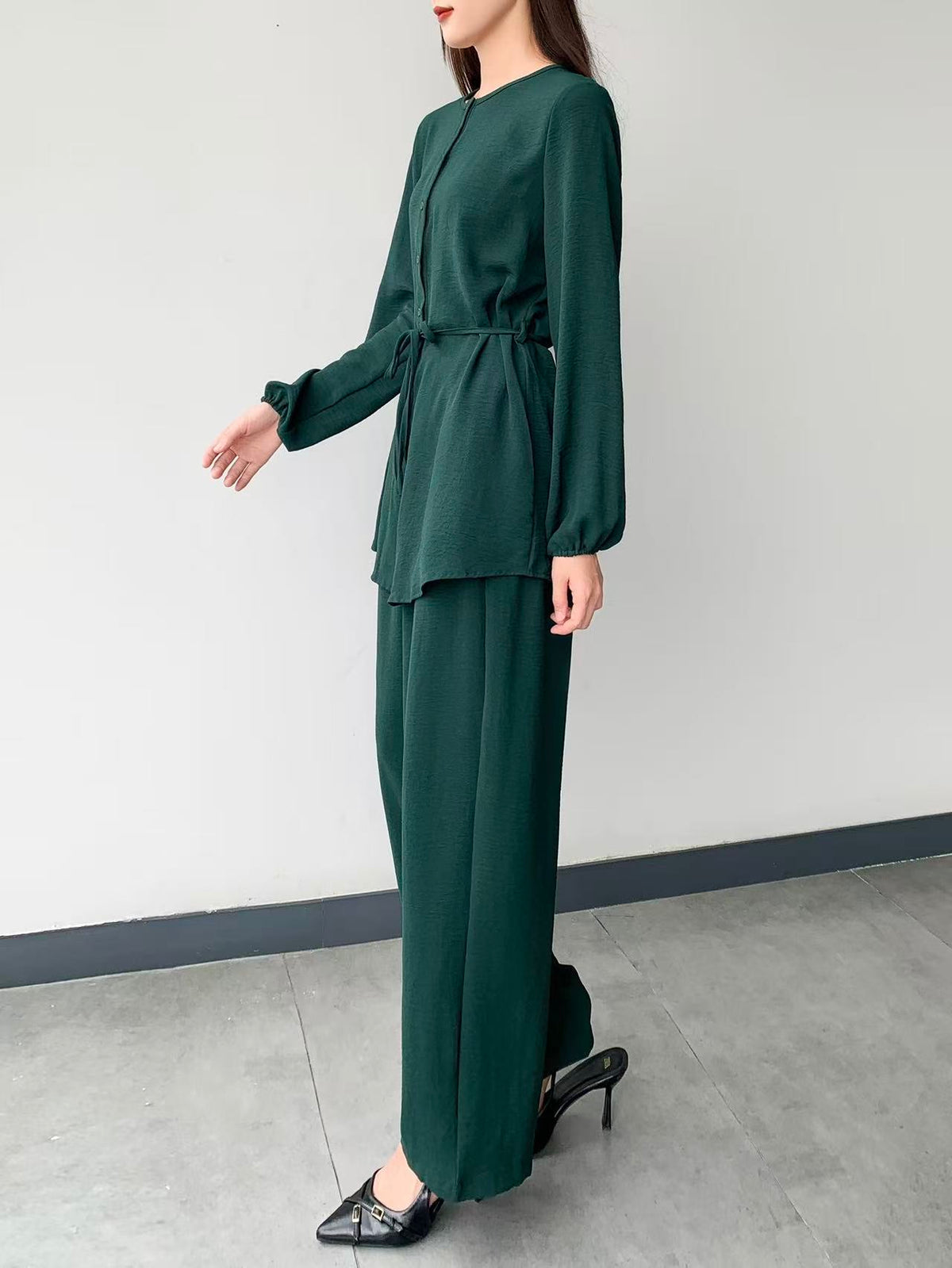 Long Sleeve Top (L-24001) & Pants (L-6810B)