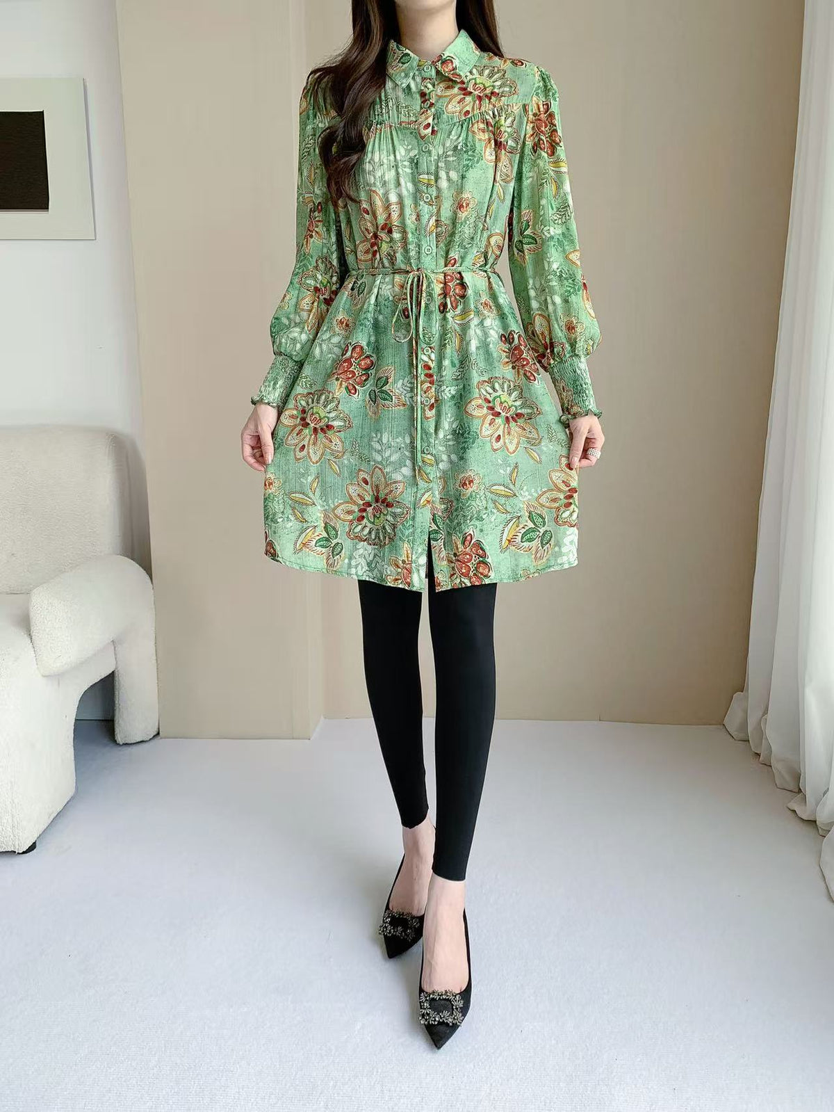 Sharp Shoulder Knee Dress