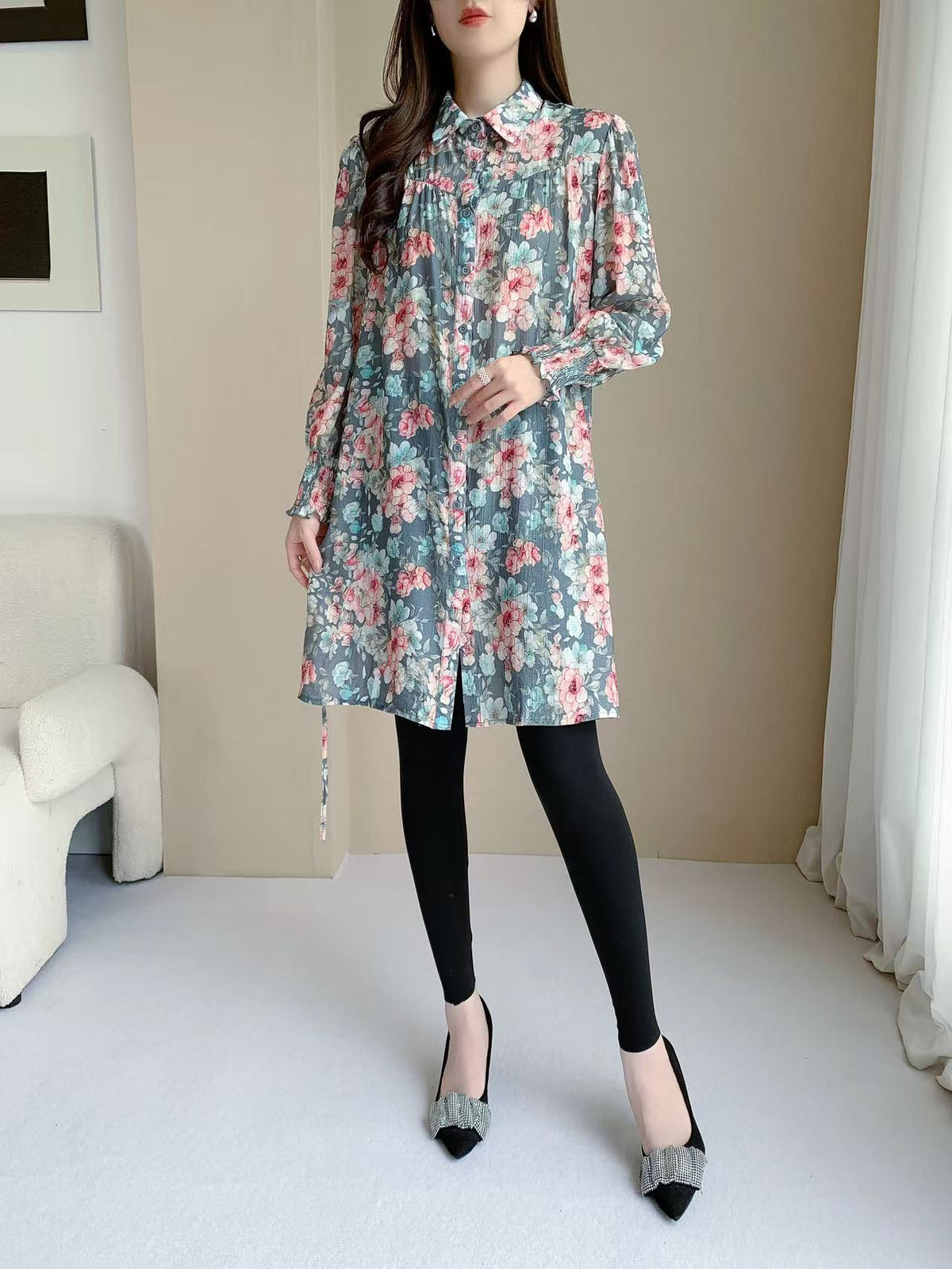 Sharp Shoulder Knee Dress
